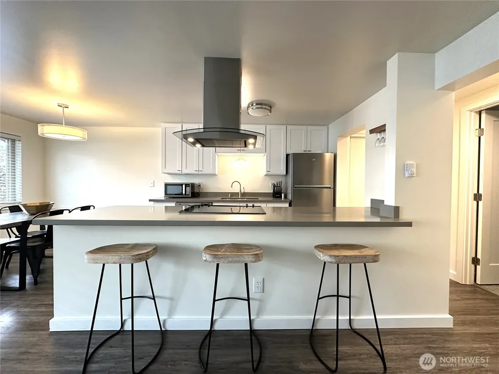 3203 NW 64th Street Seattle WA 98107