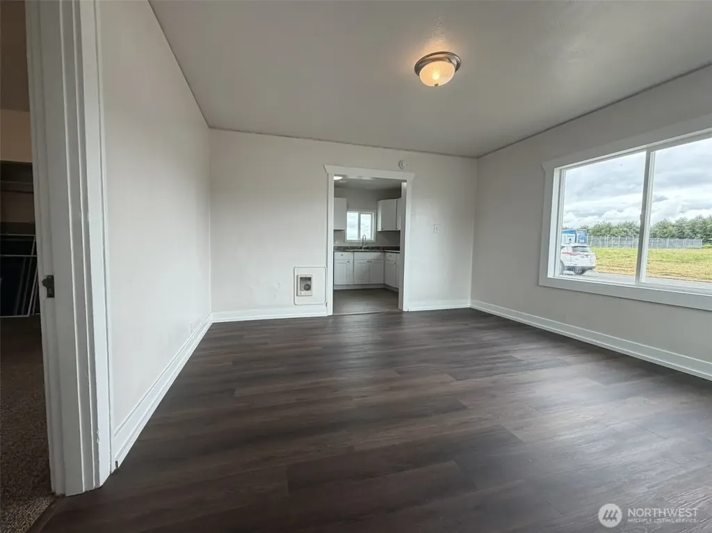 619 27th Street Hoquiam WA 98550