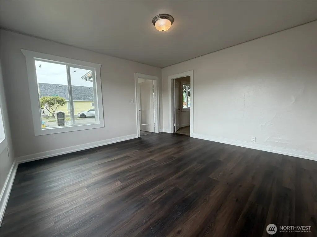 619 27th Street Hoquiam WA 98550