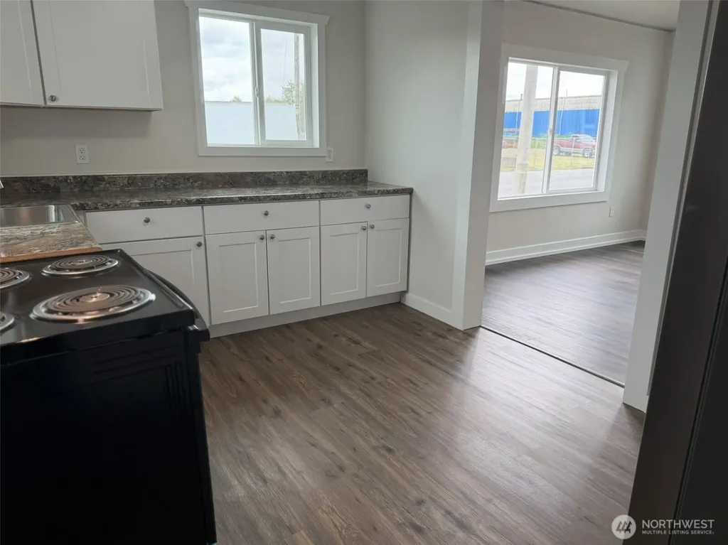 619 27th Street Hoquiam WA 98550