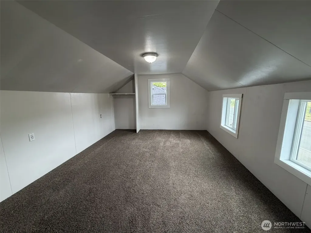 619 27th Street Hoquiam WA 98550