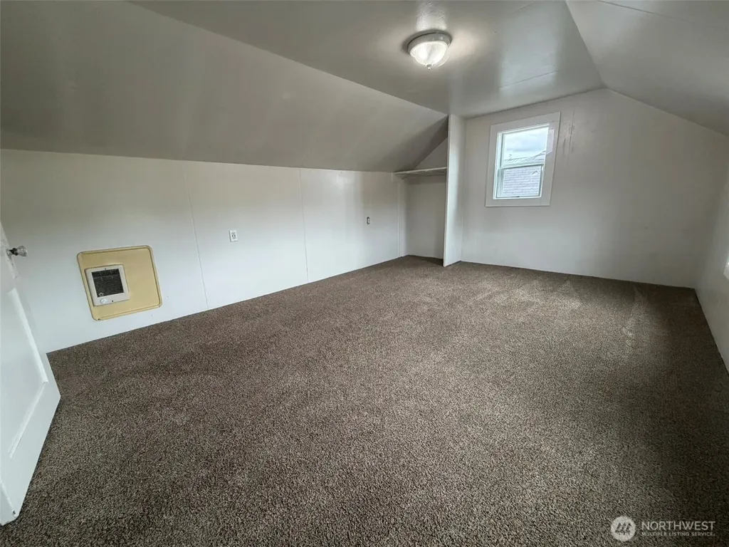 619 27th Street Hoquiam WA 98550
