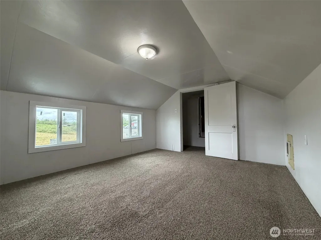 619 27th Street Hoquiam WA 98550