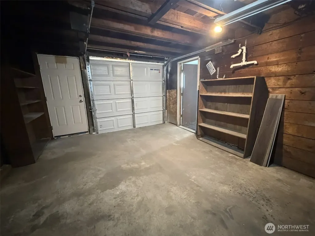 619 27th Street Hoquiam WA 98550