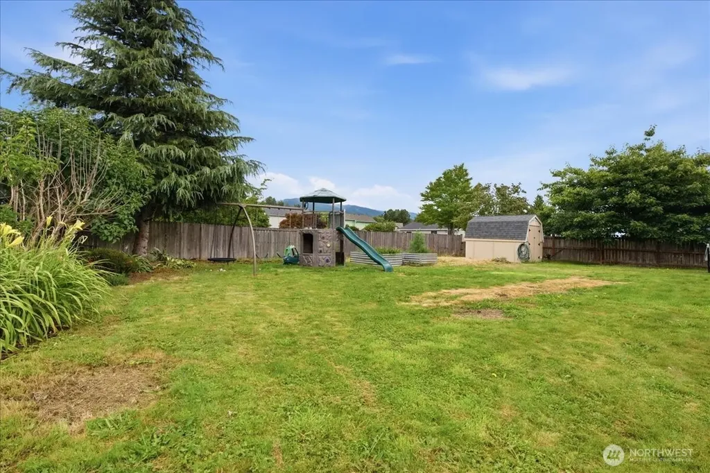 916 Summer Meadows Court Sedro Woolley WA 98284