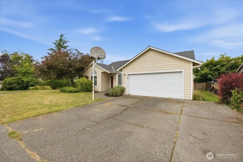 916 Summer Meadows Court Sedro Woolley WA 98284