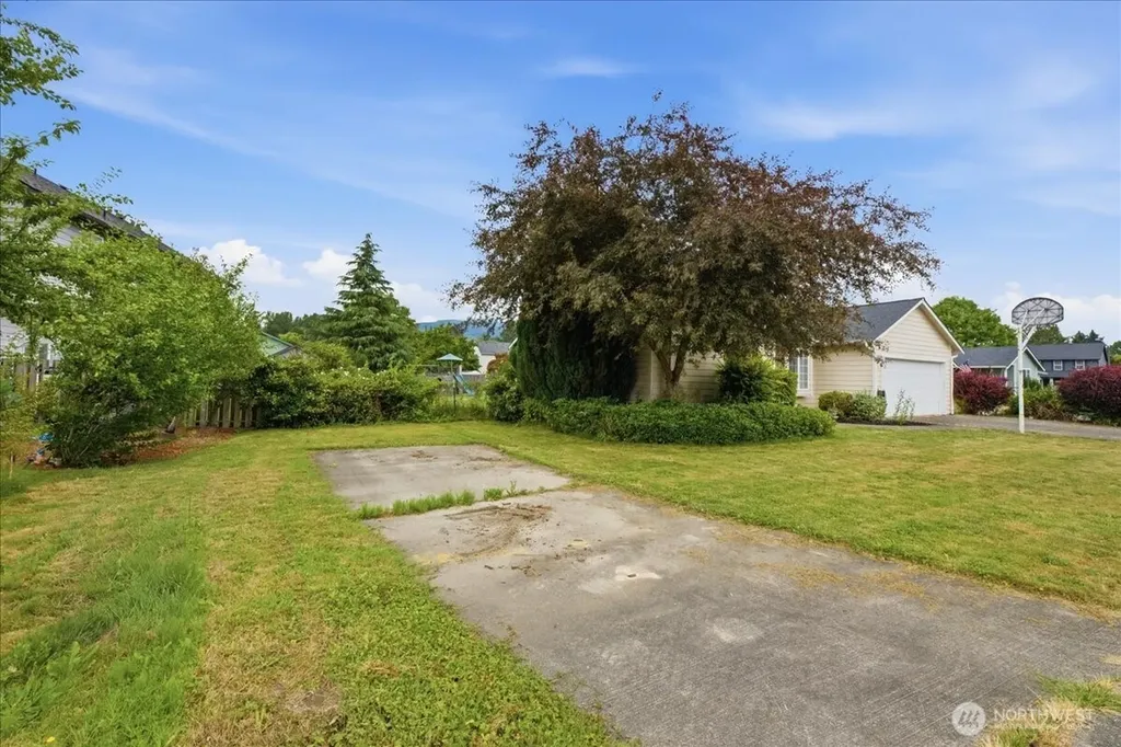 916 Summer Meadows Court Sedro Woolley WA 98284