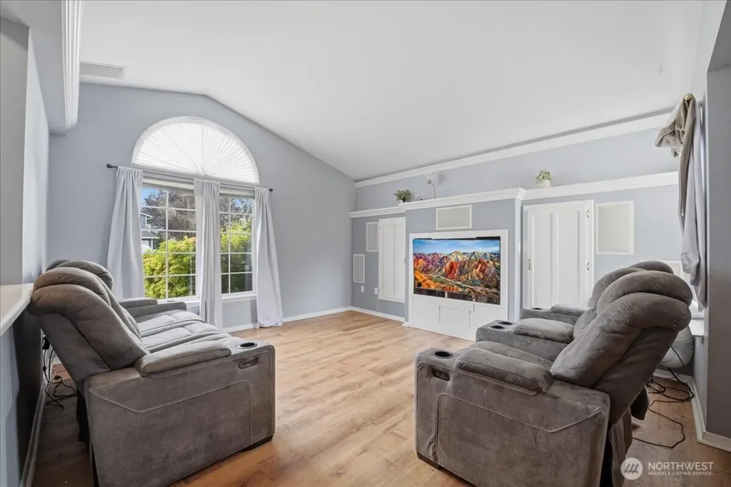 916 Summer Meadows Court Sedro Woolley WA 98284