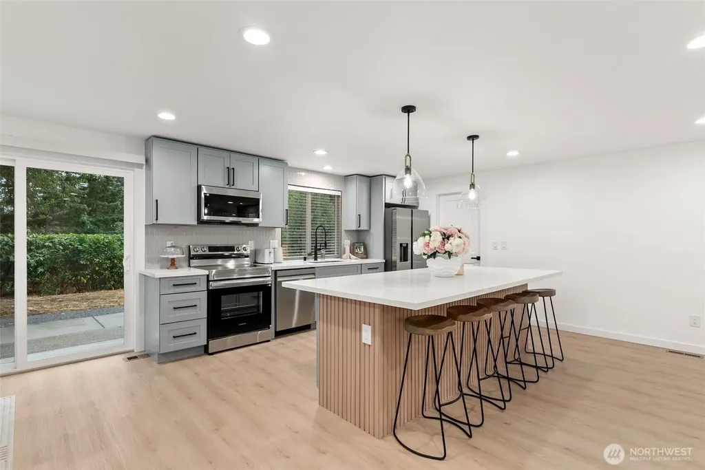1402 159th Street Ct E Tacoma WA 98445