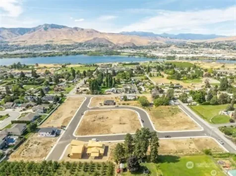 3267 NW Brianna Ave (Lot 14) Place East Wenatchee WA 98802