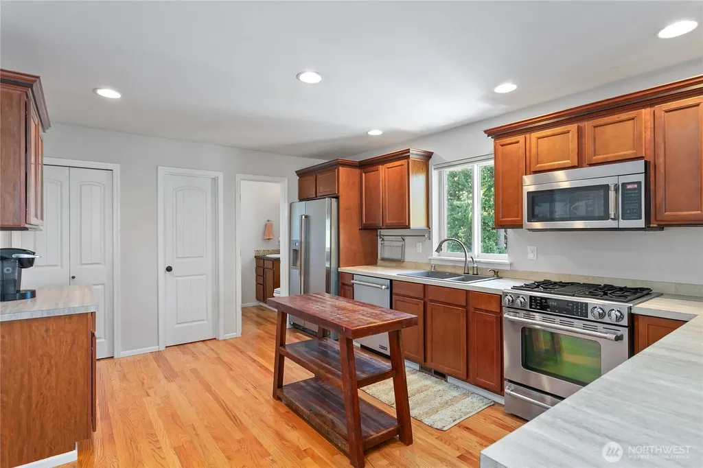 2316 36th Bellingham WA 98229