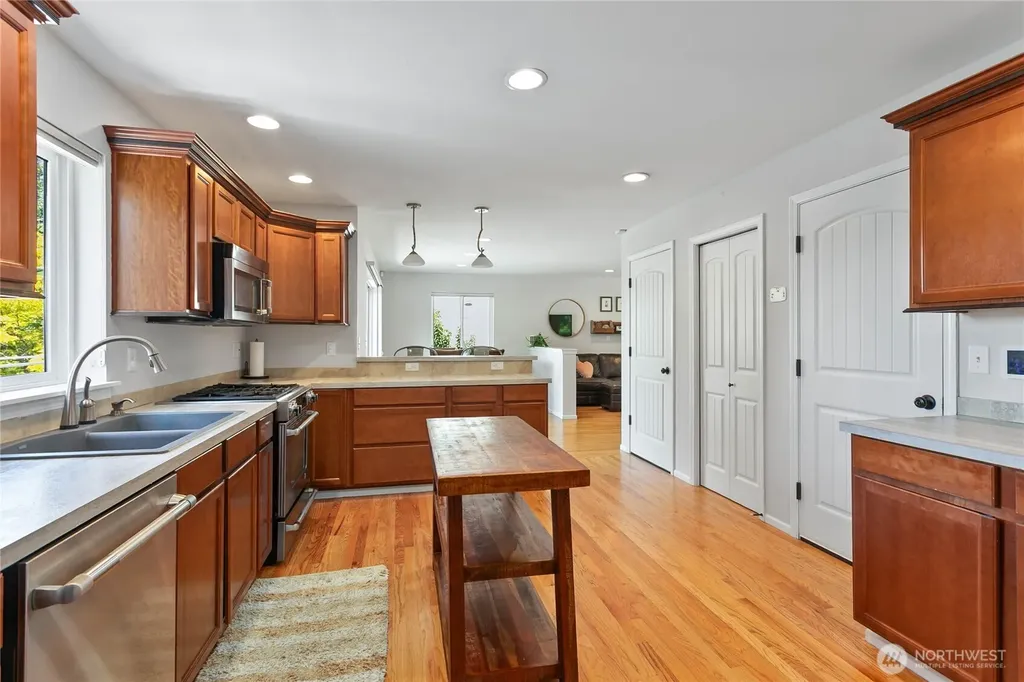 2316 36th Bellingham WA 98229