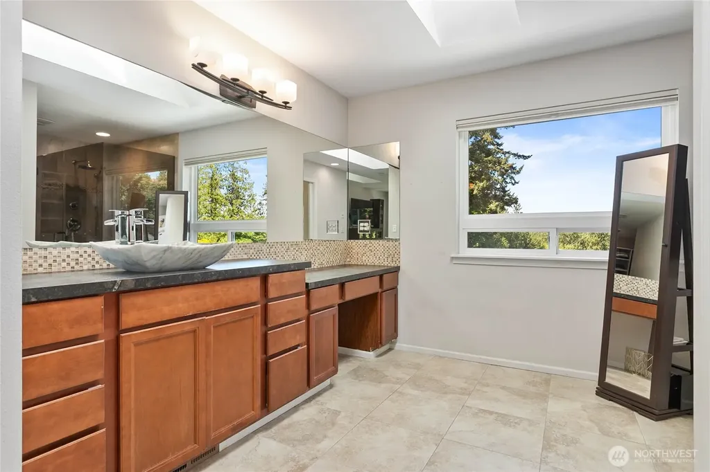 2316 36th Bellingham WA 98229