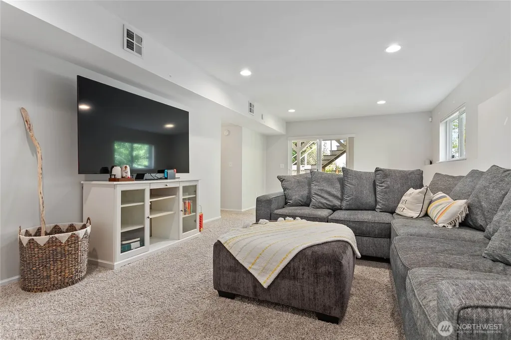 2316 36th Bellingham WA 98229