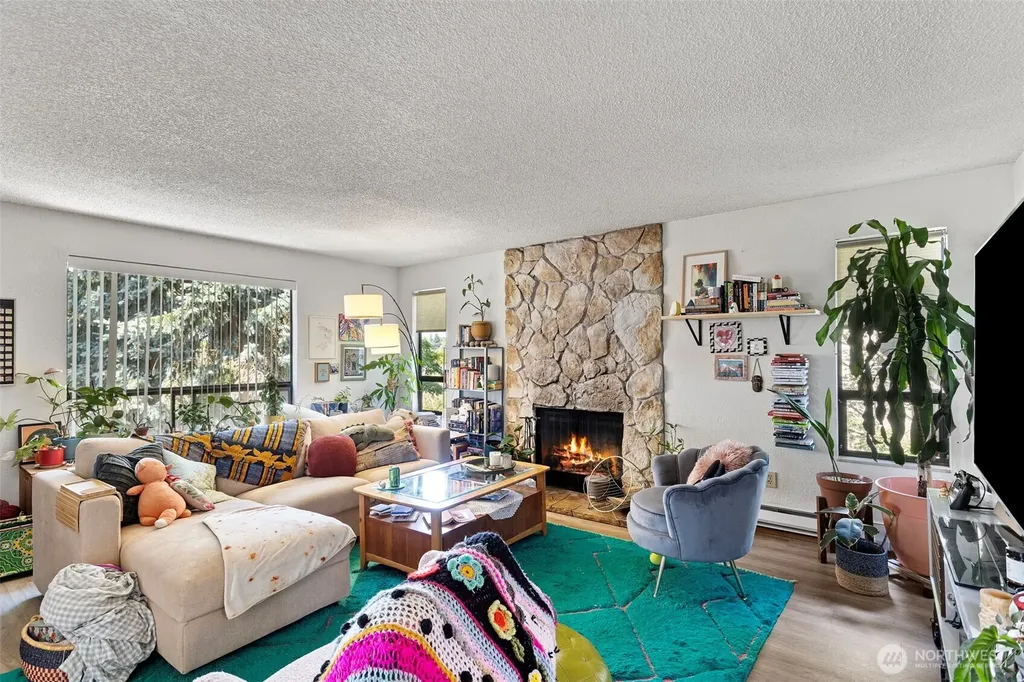 6013 4th Avenue NW Seattle WA 98107