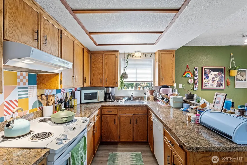 6013 4th Avenue NW Seattle WA 98107