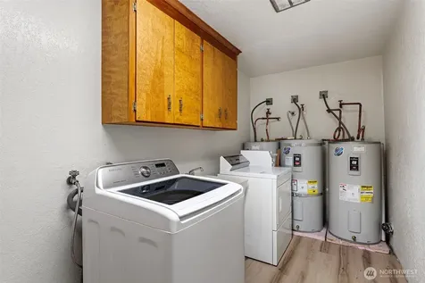 6013 4th Avenue NW Seattle WA 98107