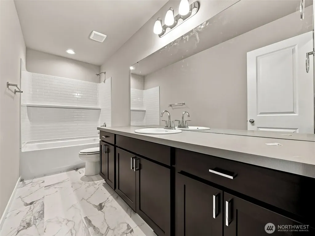 18519 SE 271st Court Covington WA 98042