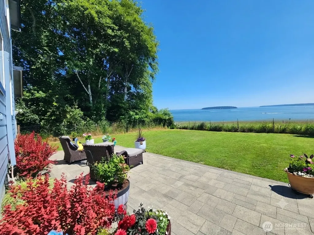 370 Olympic View Avenue NE Ocean Shores WA 98569