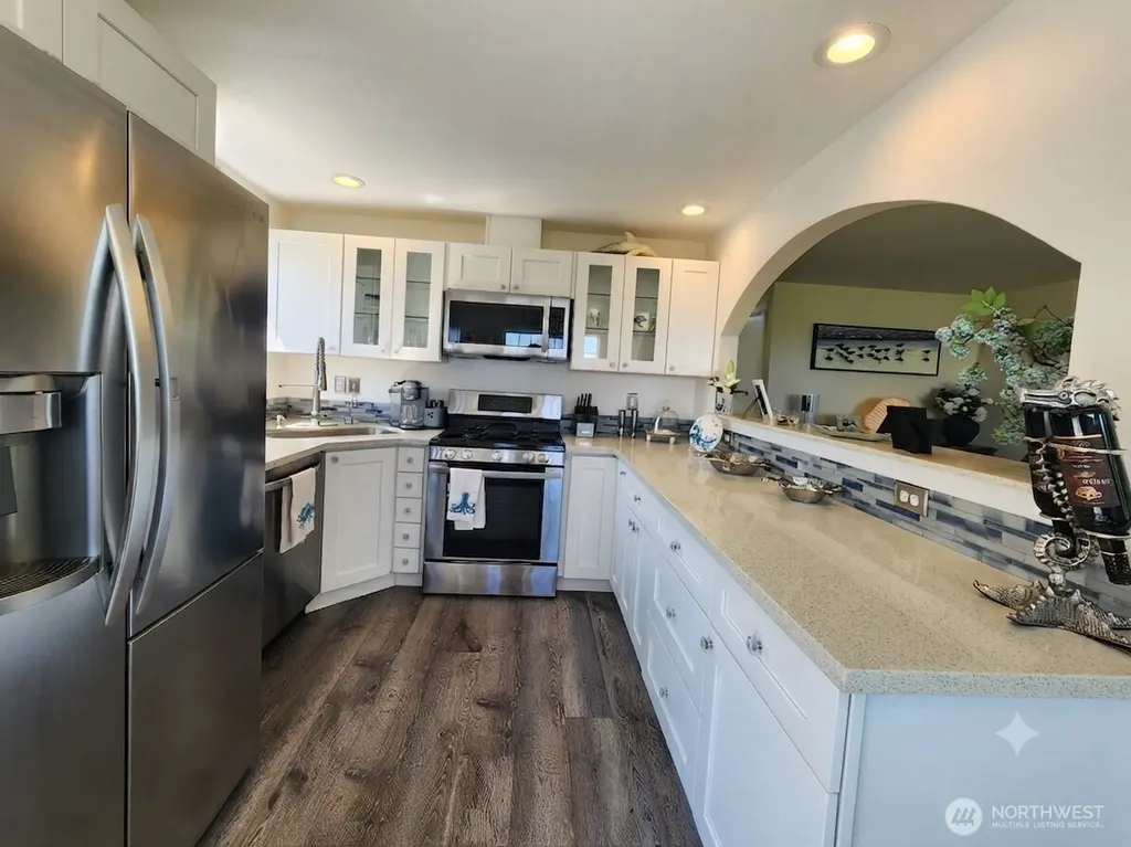 370 Olympic View Avenue NE Ocean Shores WA 98569
