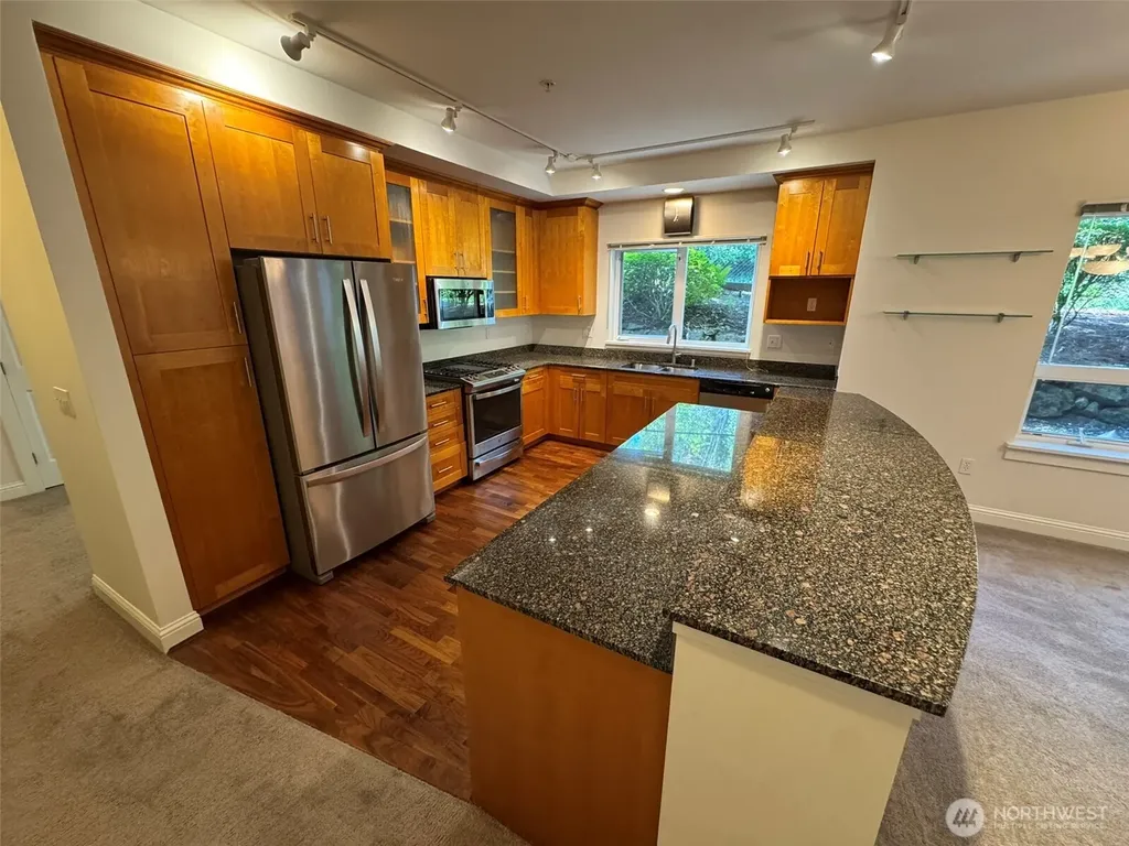 18707 SE Newport Way Issaquah WA 98027