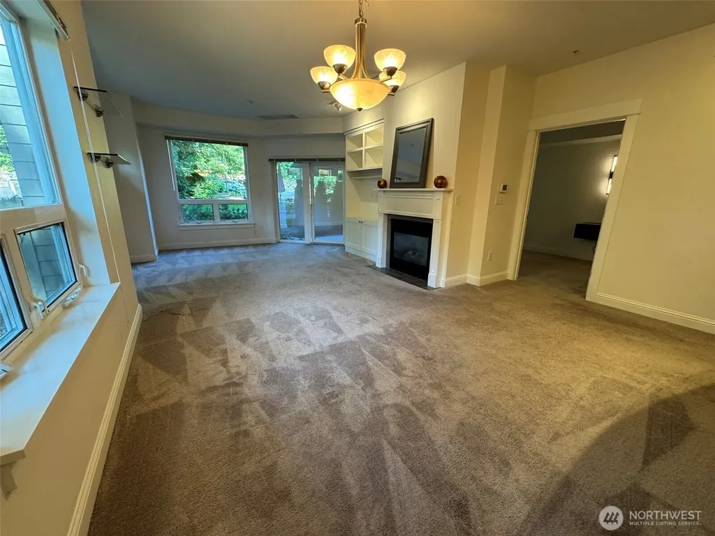 18707 SE Newport Way Issaquah WA 98027