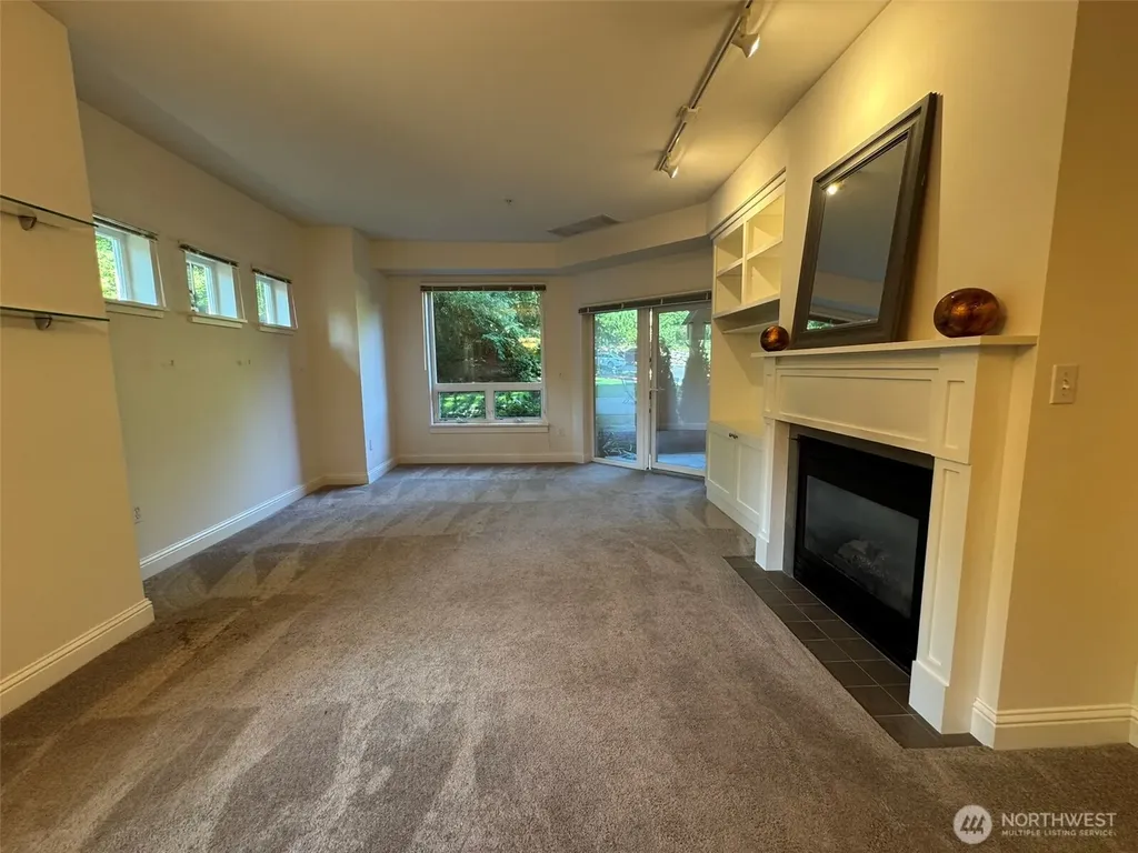 18707 SE Newport Way Issaquah WA 98027