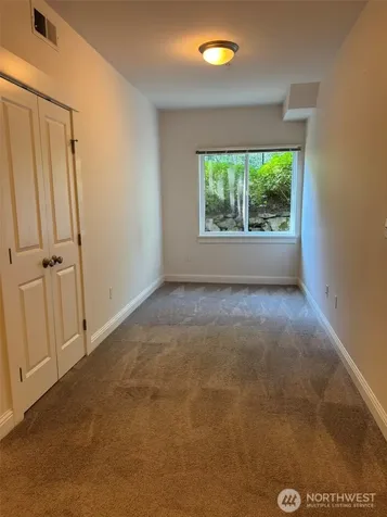 18707 SE Newport Way Issaquah WA 98027