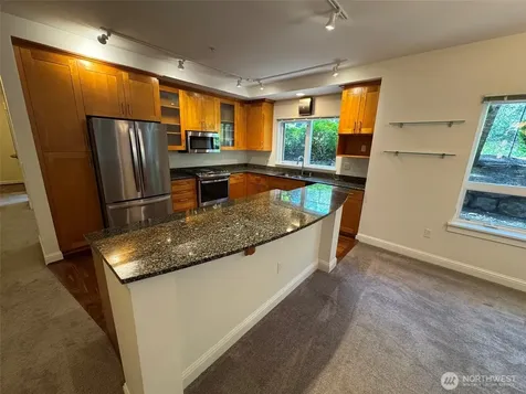 18707 SE Newport Way Issaquah WA 98027