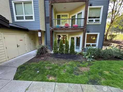 18707 SE Newport Way Issaquah WA 98027