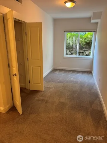 18707 SE Newport Way Issaquah WA 98027