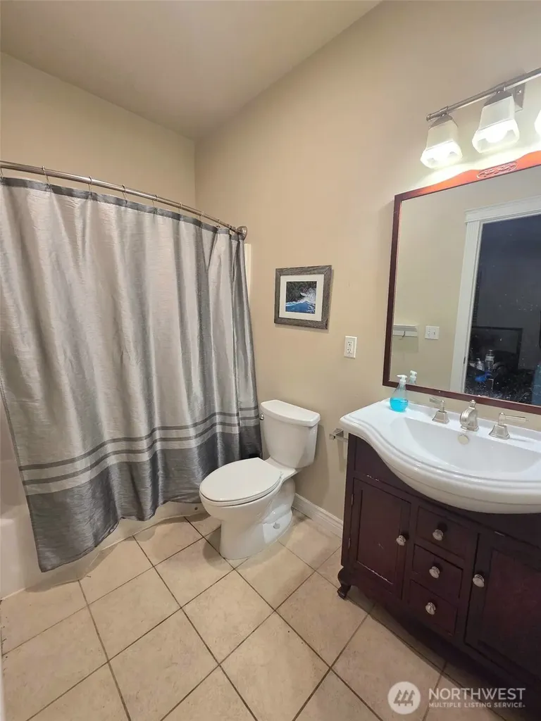 13711 Vickery Avenue E Tacoma WA 98446