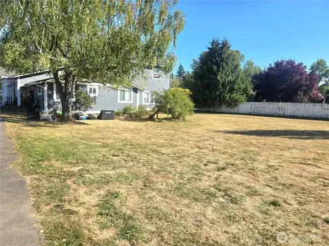13711 Vickery Avenue E Tacoma WA 98446