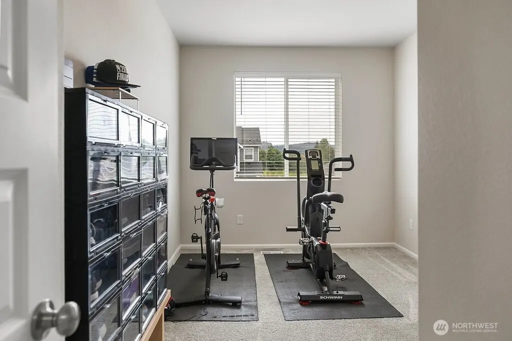 1235 Panoramic Loop Bremerton WA 98312