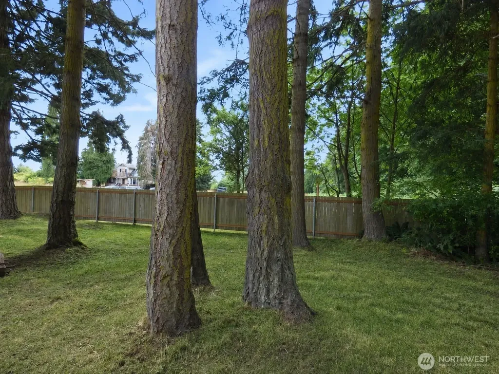 41 Full Moon Trail Port Angeles WA 98363