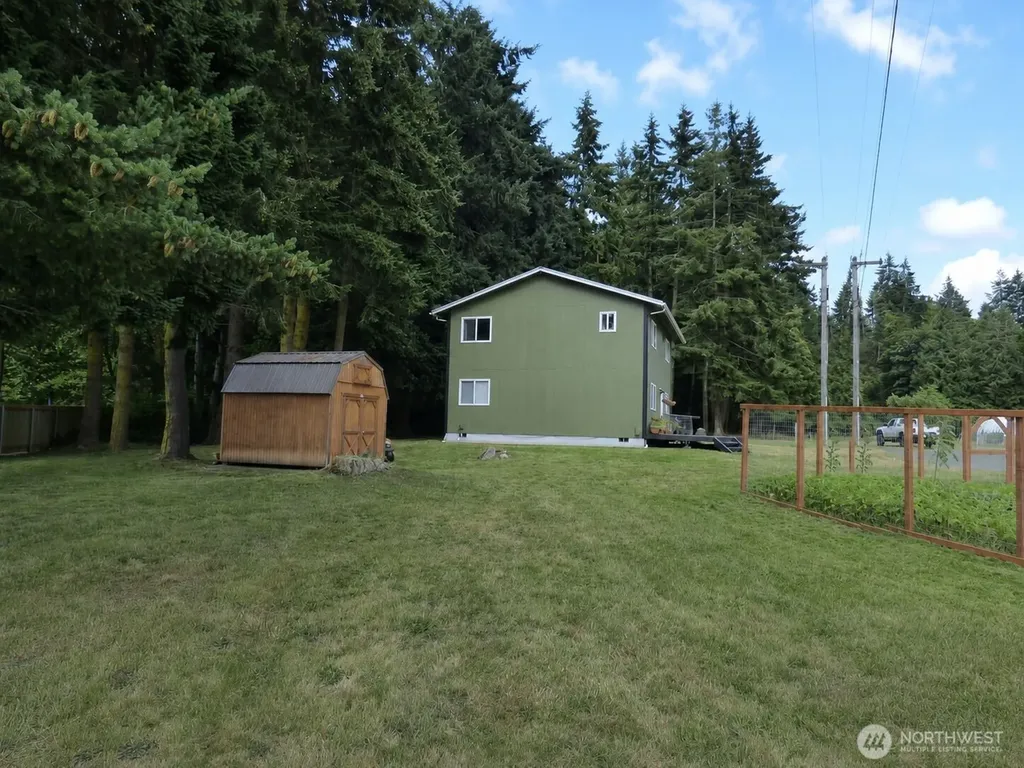 41 Full Moon Trail Port Angeles WA 98363