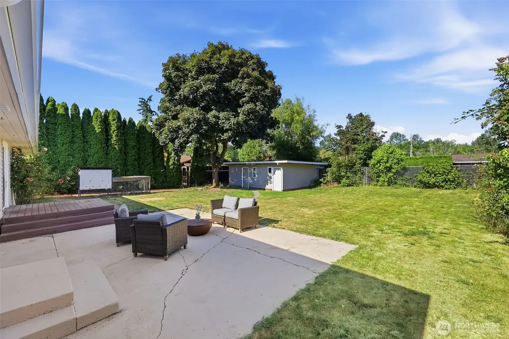 8434 E E Street Tacoma WA 98445
