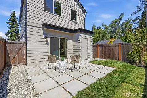 2109 NE 83rd Street Seattle WA 98115