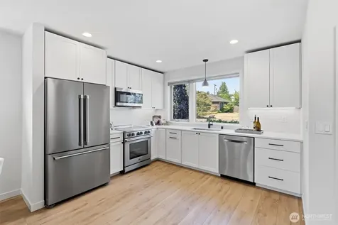 2109 NE 83rd Street Seattle WA 98115