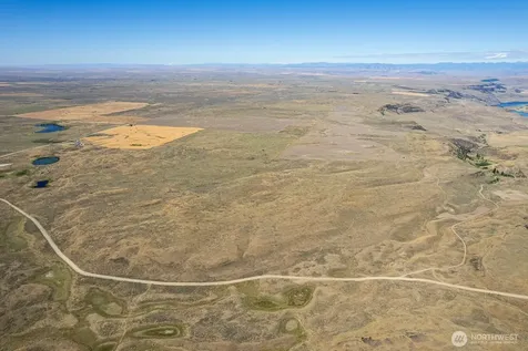 2145 27 Road NE Mansfield WA 98830