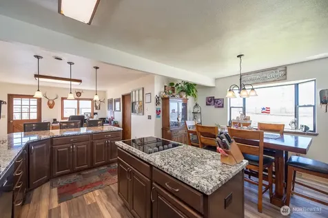 2145 27 Road NE Mansfield WA 98830