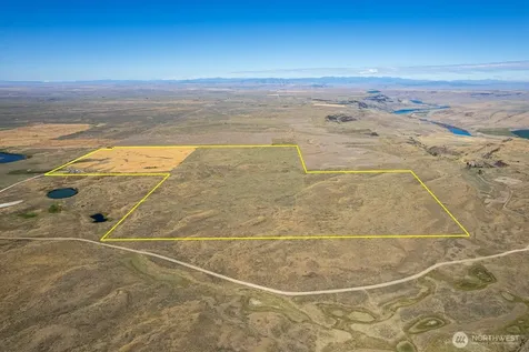 2145 27 Road NE Mansfield WA 98830