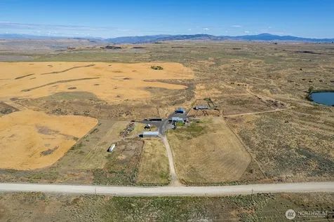 2145 27 Road NE Mansfield WA 98830