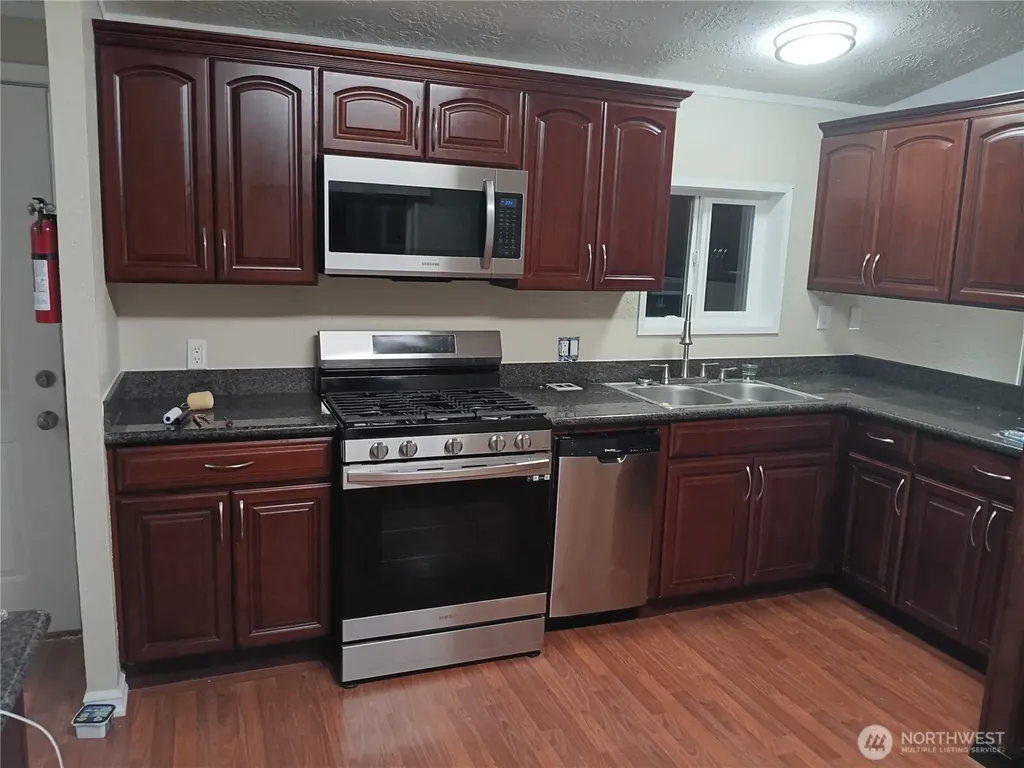 17410 52nd Avenue W Lynnwood WA 98037