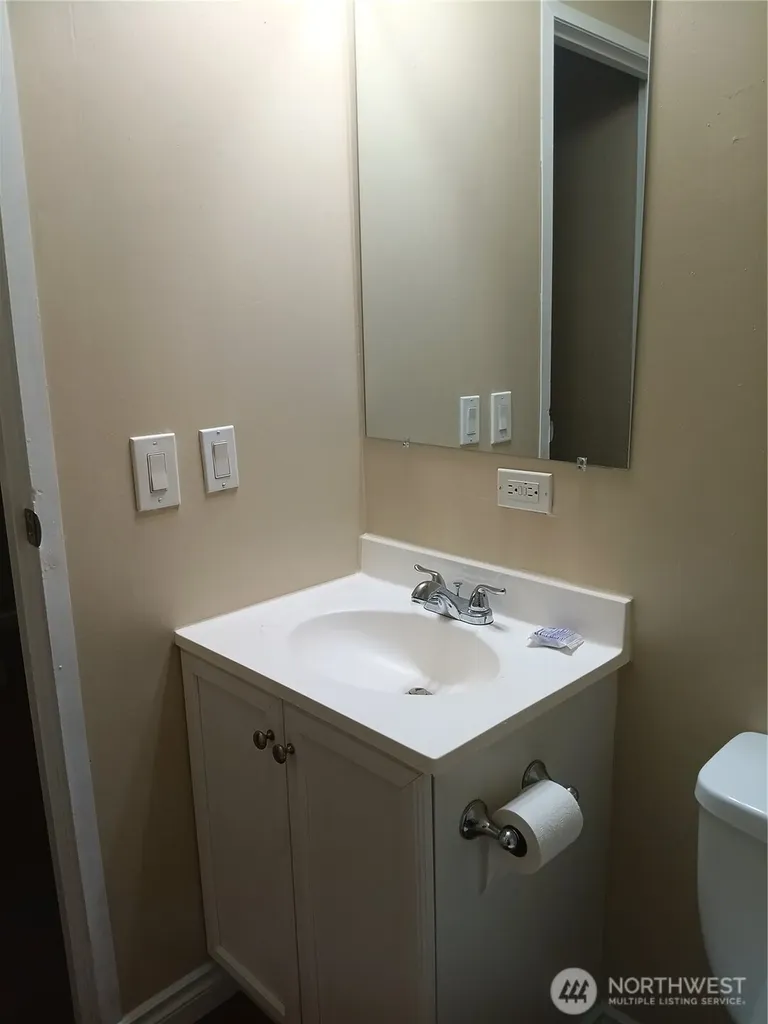 17410 52nd Avenue W Lynnwood WA 98037