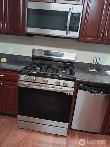 17410 52nd Avenue W Lynnwood WA 98037