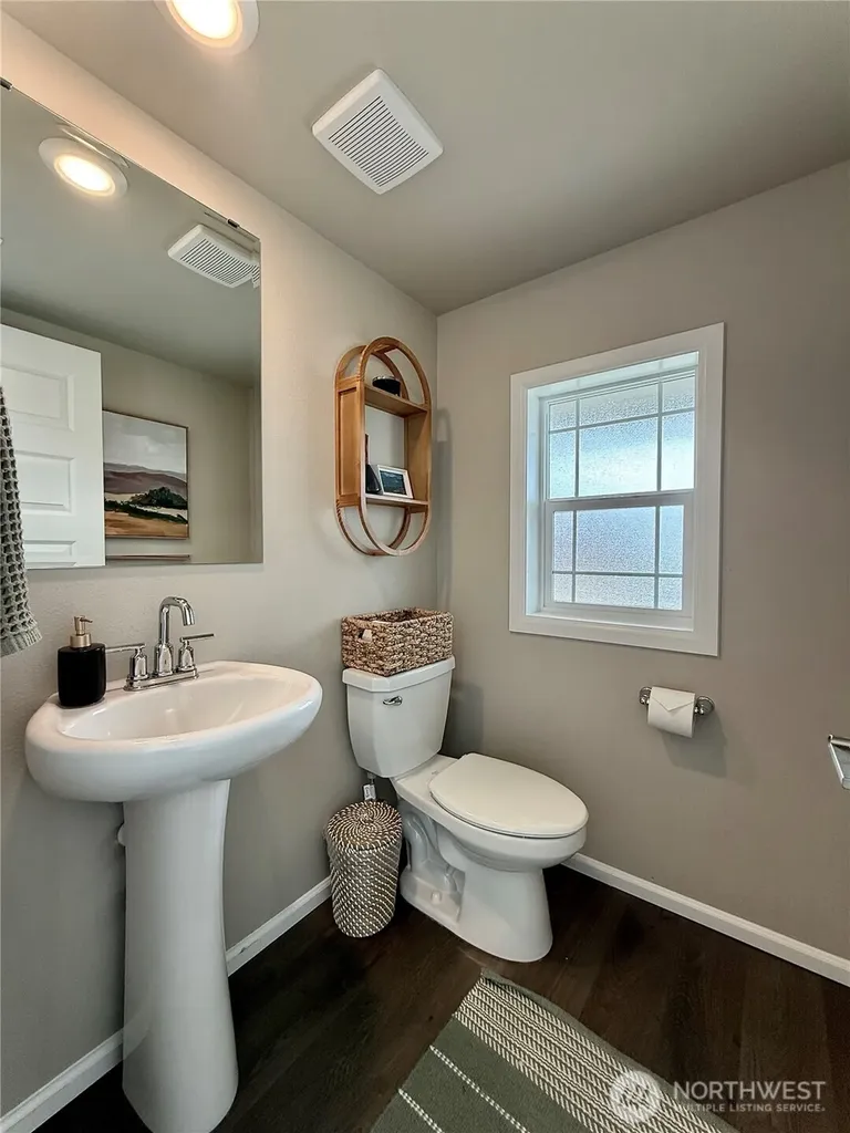 14979 Olympic Loop E Bonney Lake WA 98391