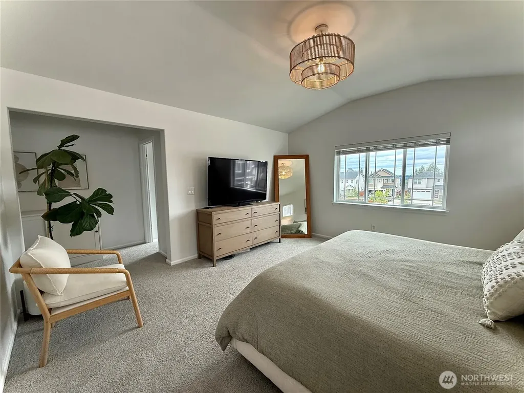 14979 Olympic Loop E Bonney Lake WA 98391