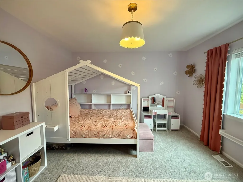14979 Olympic Loop E Bonney Lake WA 98391