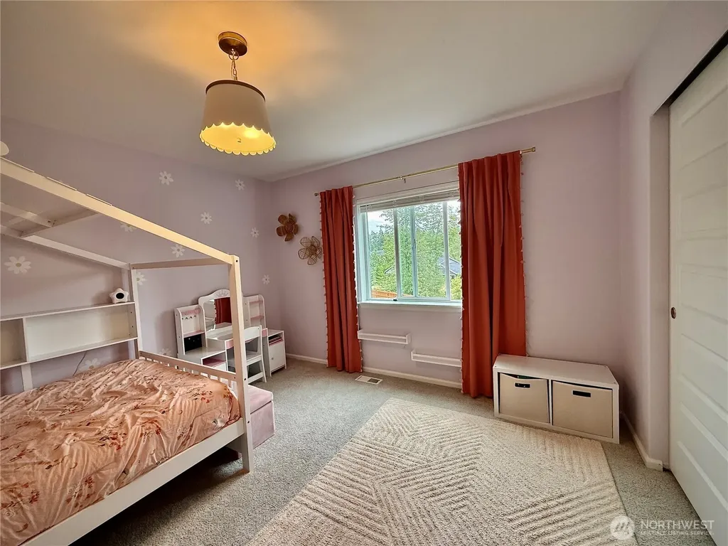 14979 Olympic Loop E Bonney Lake WA 98391